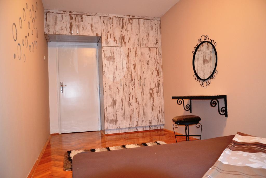 Skopje Cozy Apartment Room photo